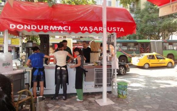 Dondurmacı Yaşar Usta