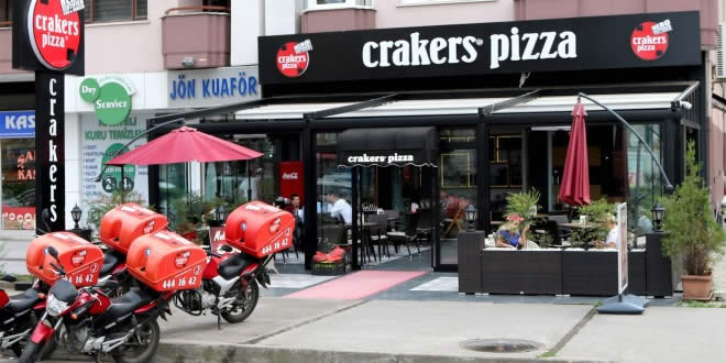 Crakers pizza